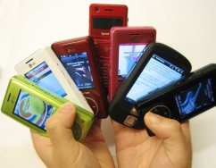 handful-of-mobile-phones.jpg